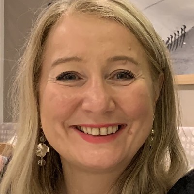 Joanna Hottiaux (Topic II)